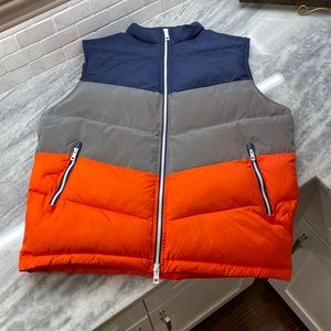 Peter Millar Apres Ski Vest brand new with tags size large.